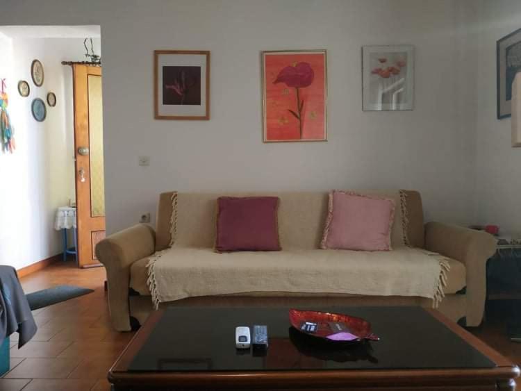 Violet Bedroom And Apartment Spata  Ngoại thất bức ảnh