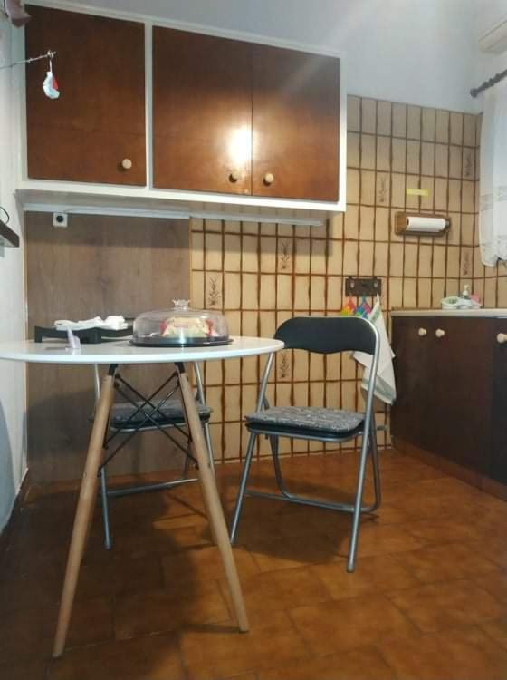 Violet Bedroom And Apartment Spata  Ngoại thất bức ảnh
