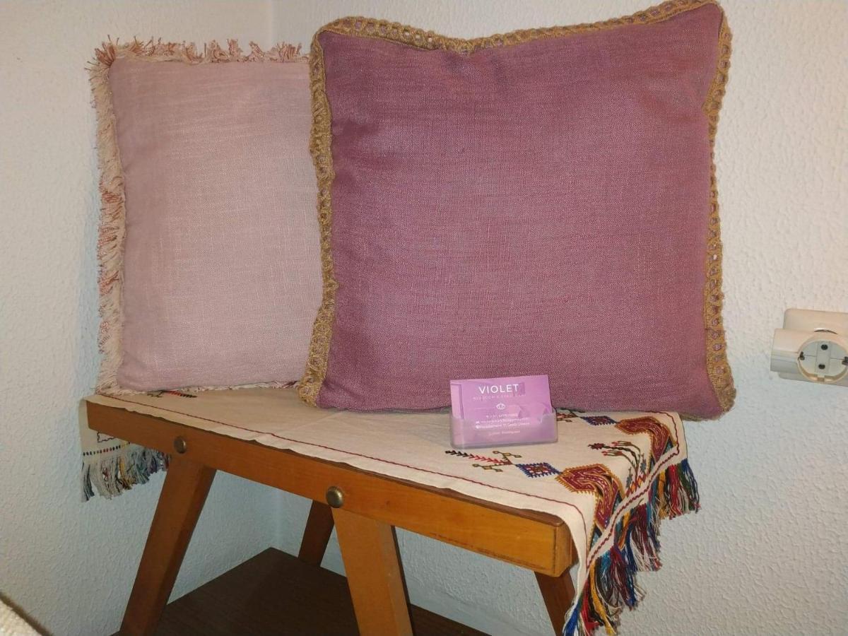Violet Bedroom And Apartment Spata  Ngoại thất bức ảnh