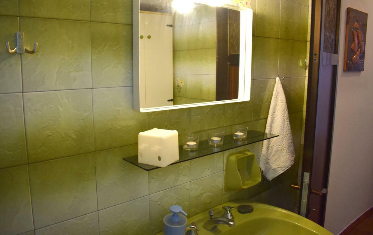 Violet Bedroom And Apartment Spata  Ngoại thất bức ảnh